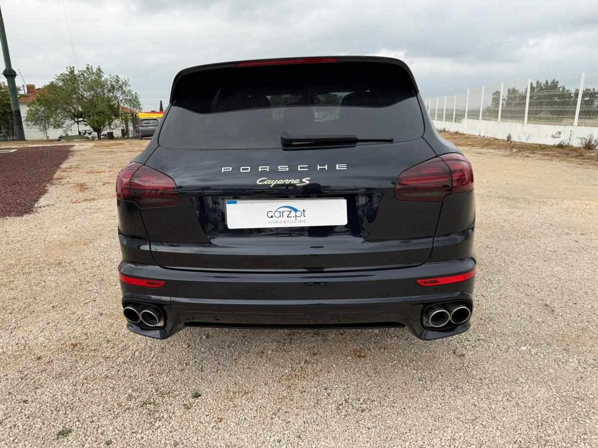porsche-cayenne-s-3-0-v6-e-hybrid-2015-gasolina-2995cc