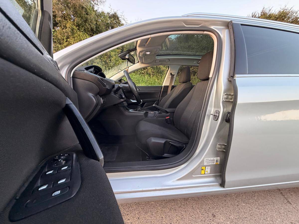 peugeot-308-sw-2014-diesel-1560cc