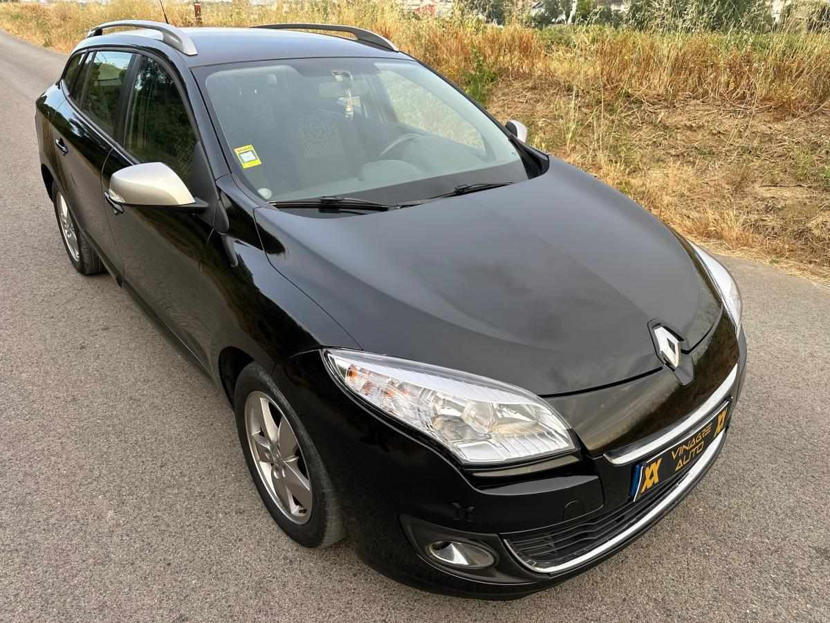 renault-megane-sport-tourer-2012-diesel-1461cc