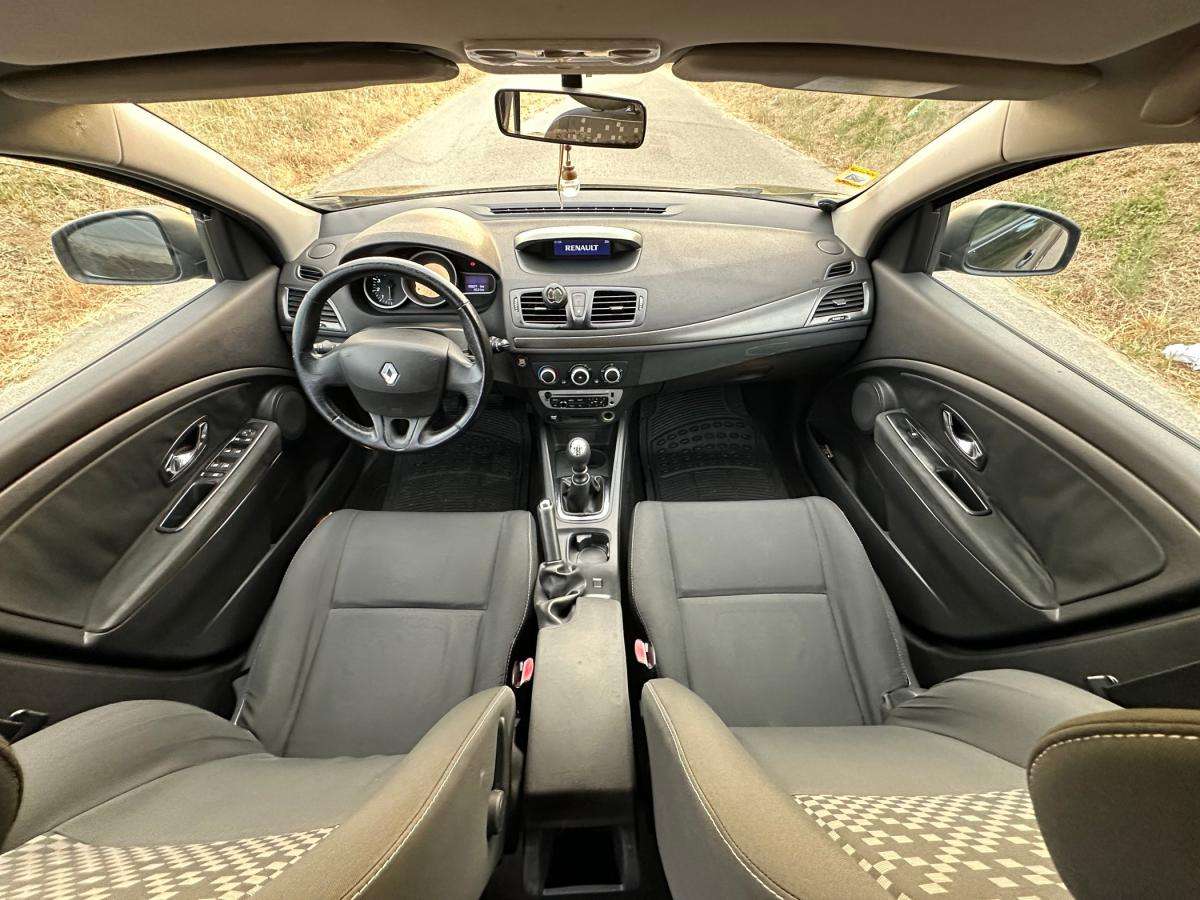 renault-megane-sport-tourer-2012-diesel-1461cc