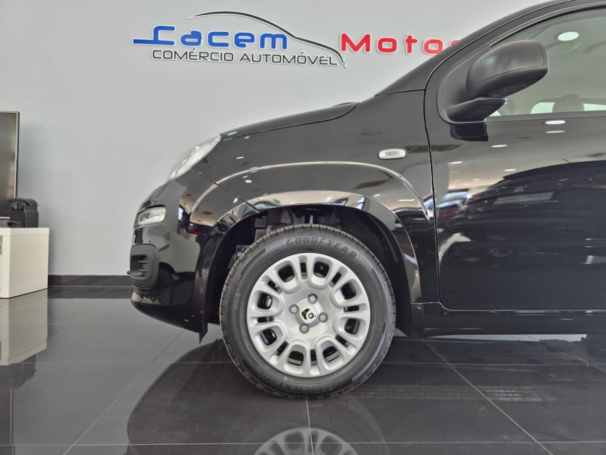 fiat-panda-2025-hibrido-a-gasolina-999cc