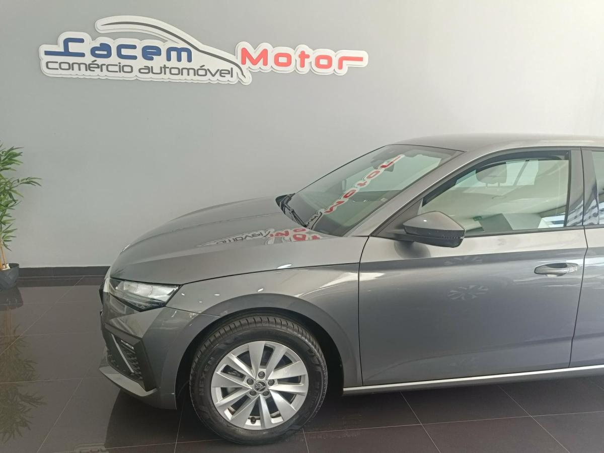 skoda-scala-2024-gasolina-999cc