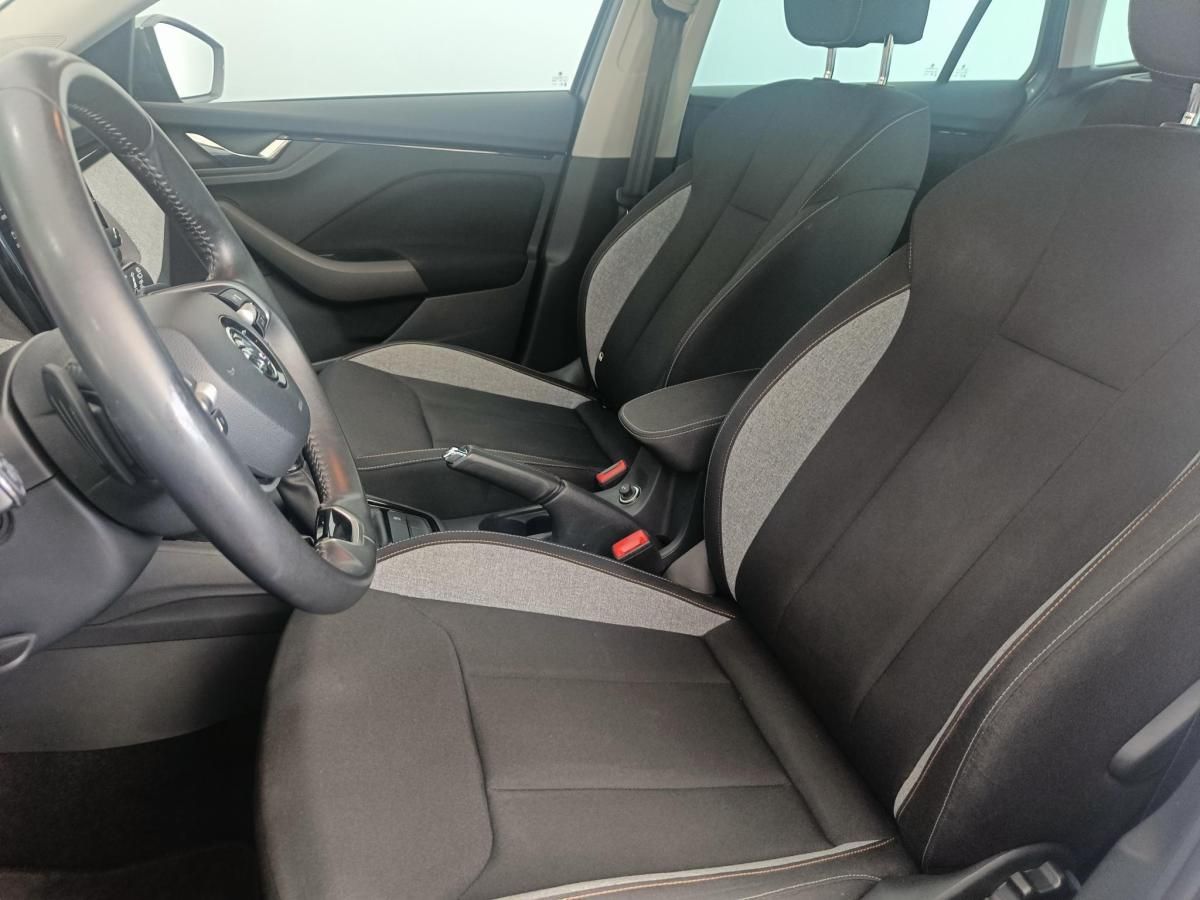 skoda-scala-2024-gasolina-999cc