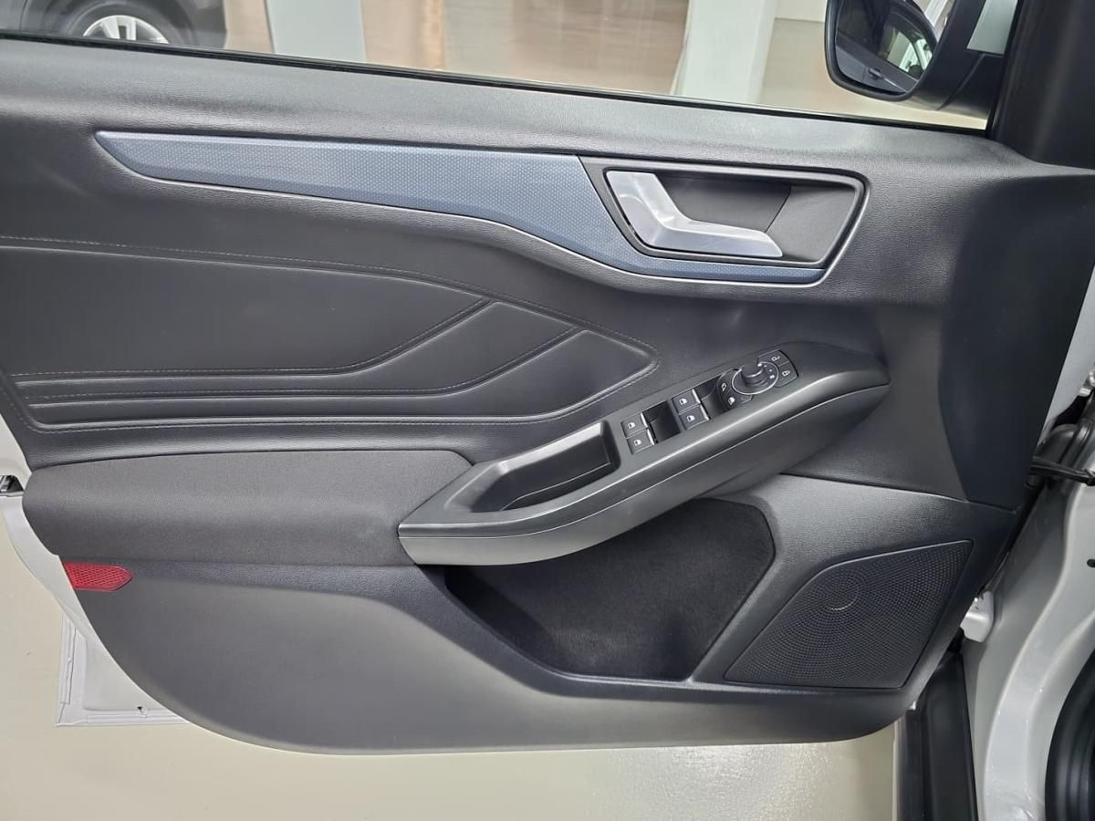 ford-focus-sw-2023-gasolina-998cc