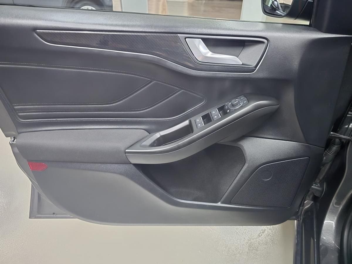 ford-focus-sw-2023-gasolina-998cc