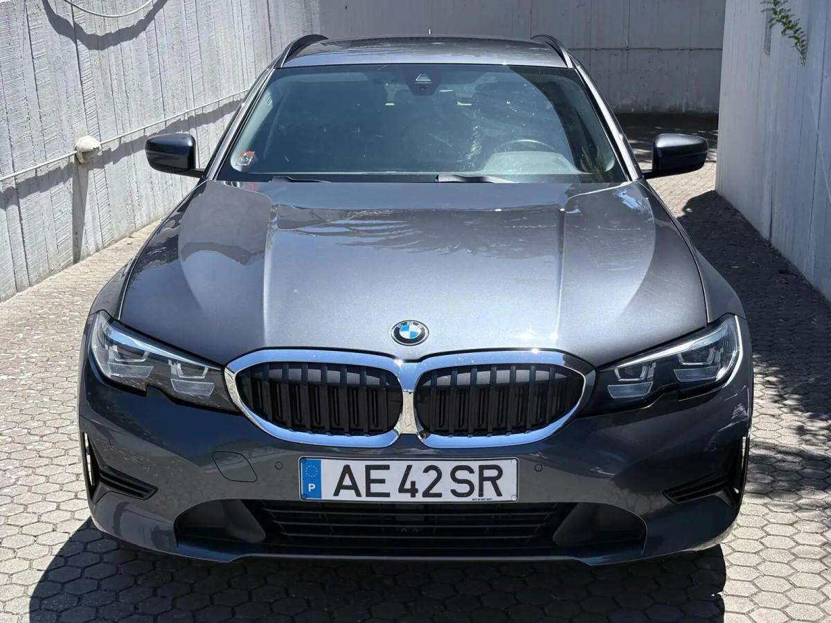 bmw-serie-3-330e-2020-hibrido-a-gasolina-1998cc