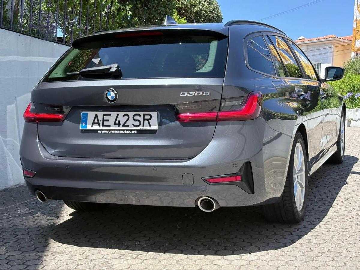 bmw-serie-3-330e-2020-hibrido-a-gasolina-1998cc