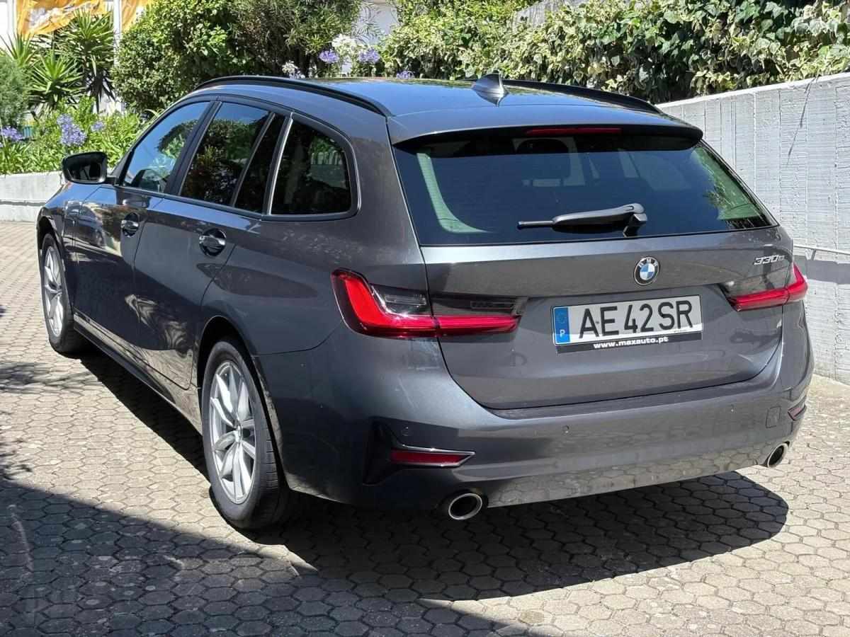 bmw-serie-3-330e-2020-hibrido-a-gasolina-1998cc