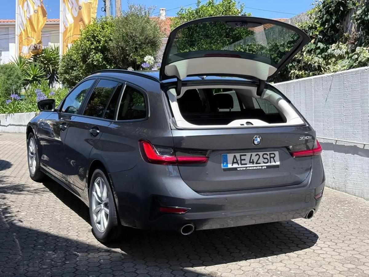 bmw-serie-3-330e-2020-hibrido-a-gasolina-1998cc