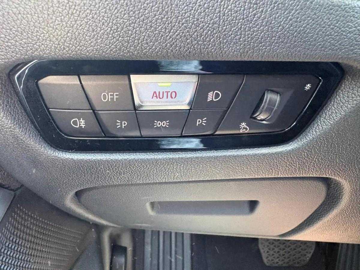 bmw-serie-3-330e-2020-hibrido-a-gasolina-1998cc