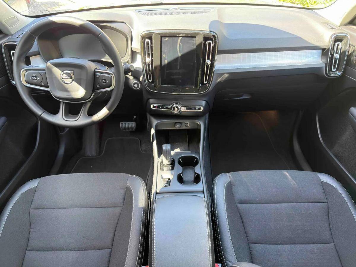 volvo-xc40-2020-gasolina-1477cc