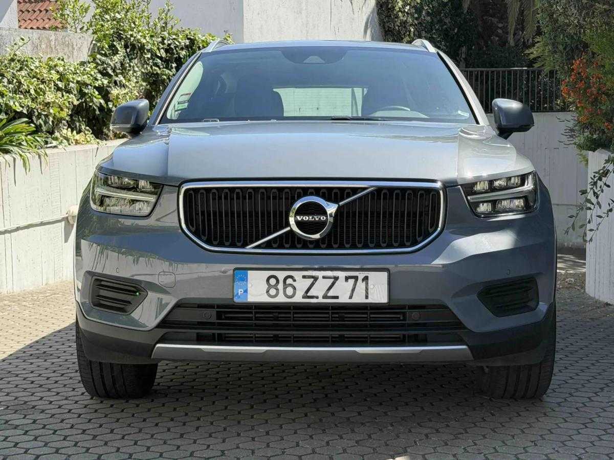 volvo-xc40-2020-gasolina-1477cc