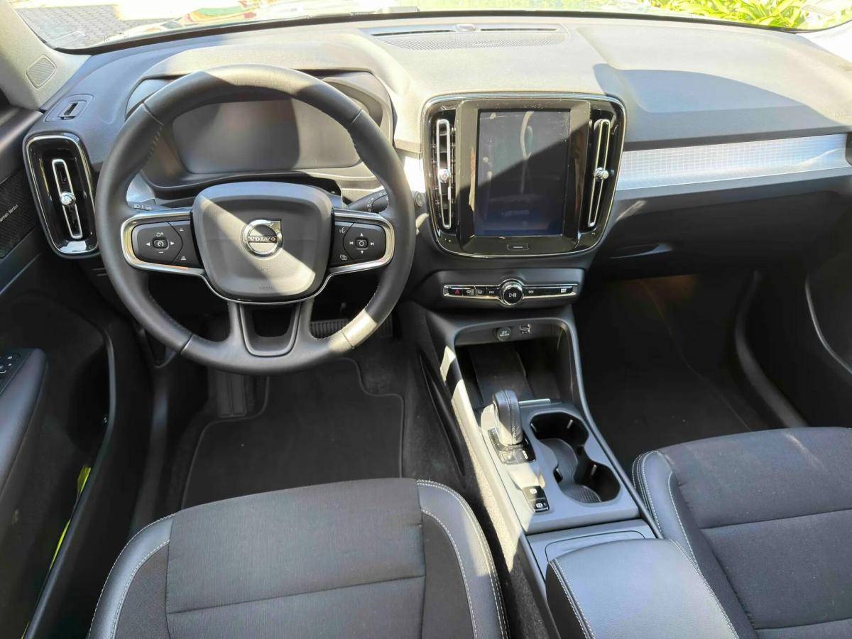 volvo-xc40-2020-gasolina-1477cc