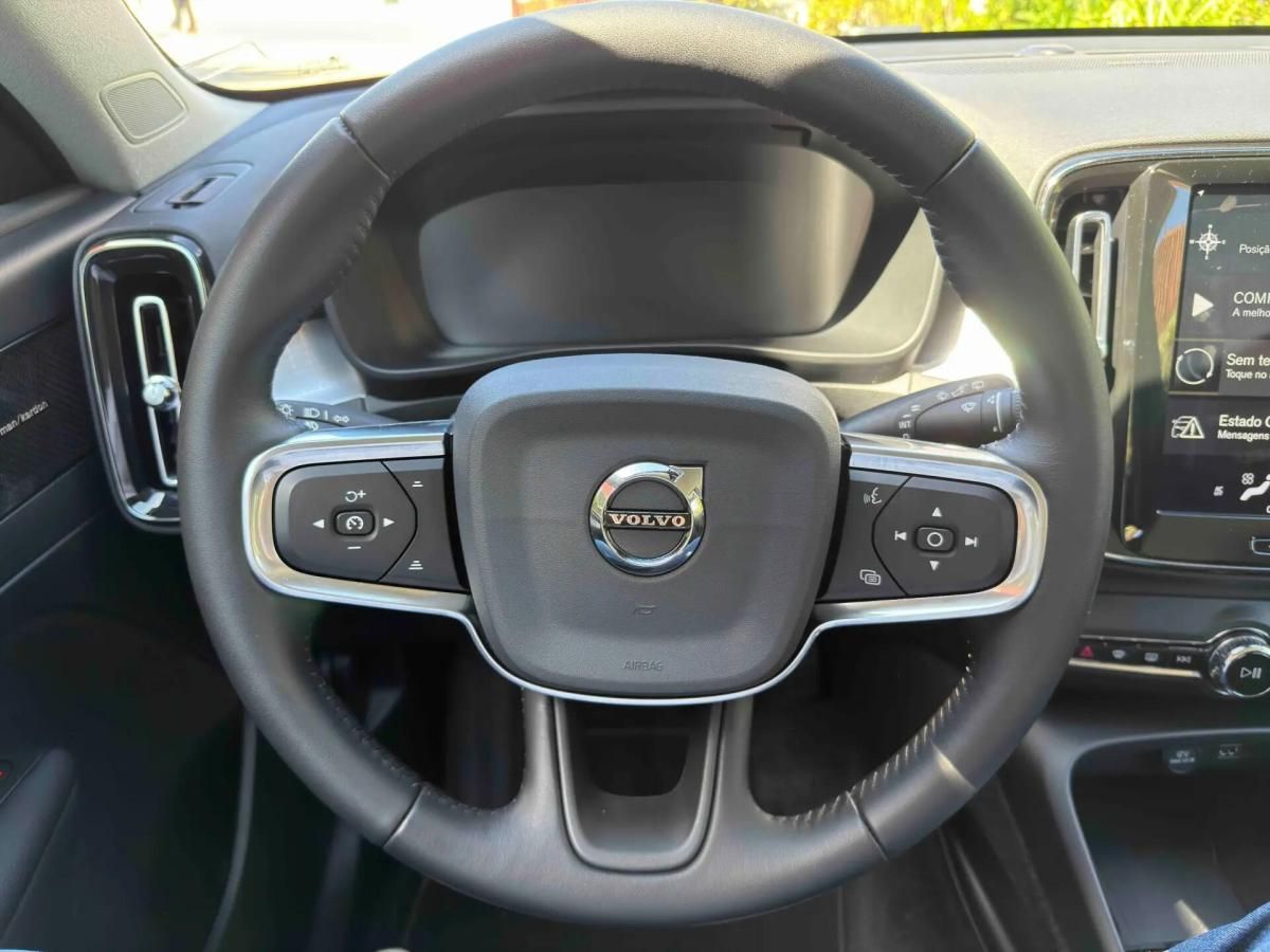 volvo-xc40-2020-gasolina-1477cc