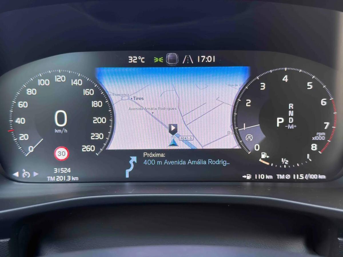 volvo-xc40-2020-gasolina-1477cc
