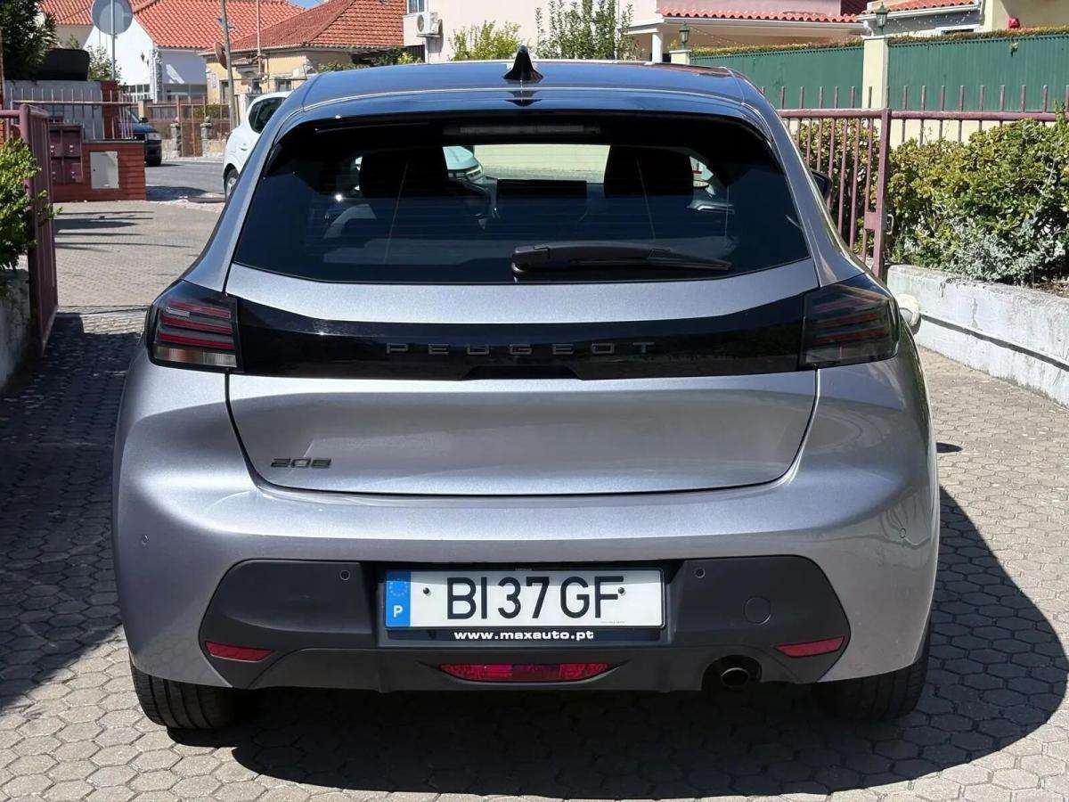 peugeot-208-2024-gasolina-1199cc