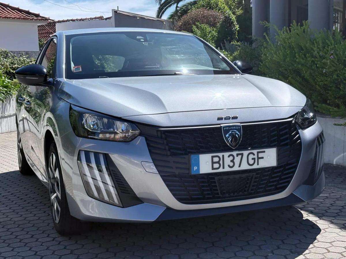 peugeot-208-2024-gasolina-1199cc