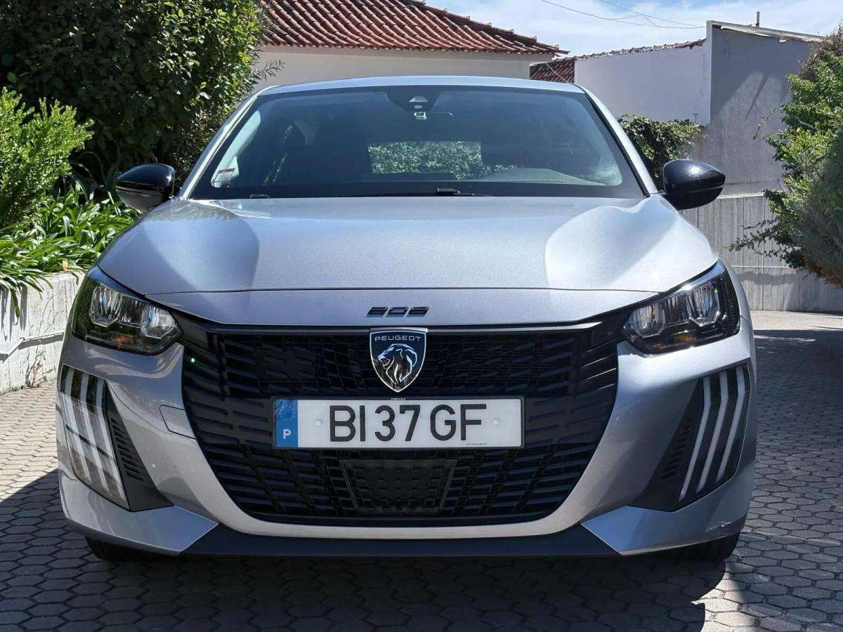 peugeot-208-2024-gasolina-1199cc