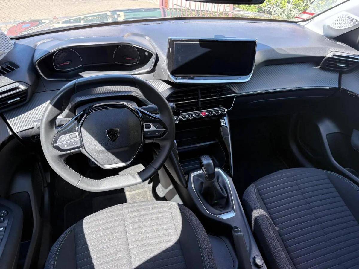 peugeot-208-2024-gasolina-1199cc