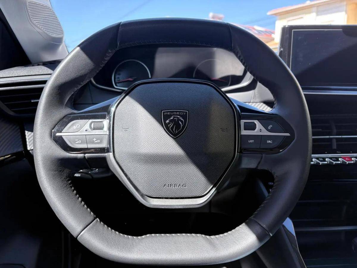 peugeot-208-2024-gasolina-1199cc