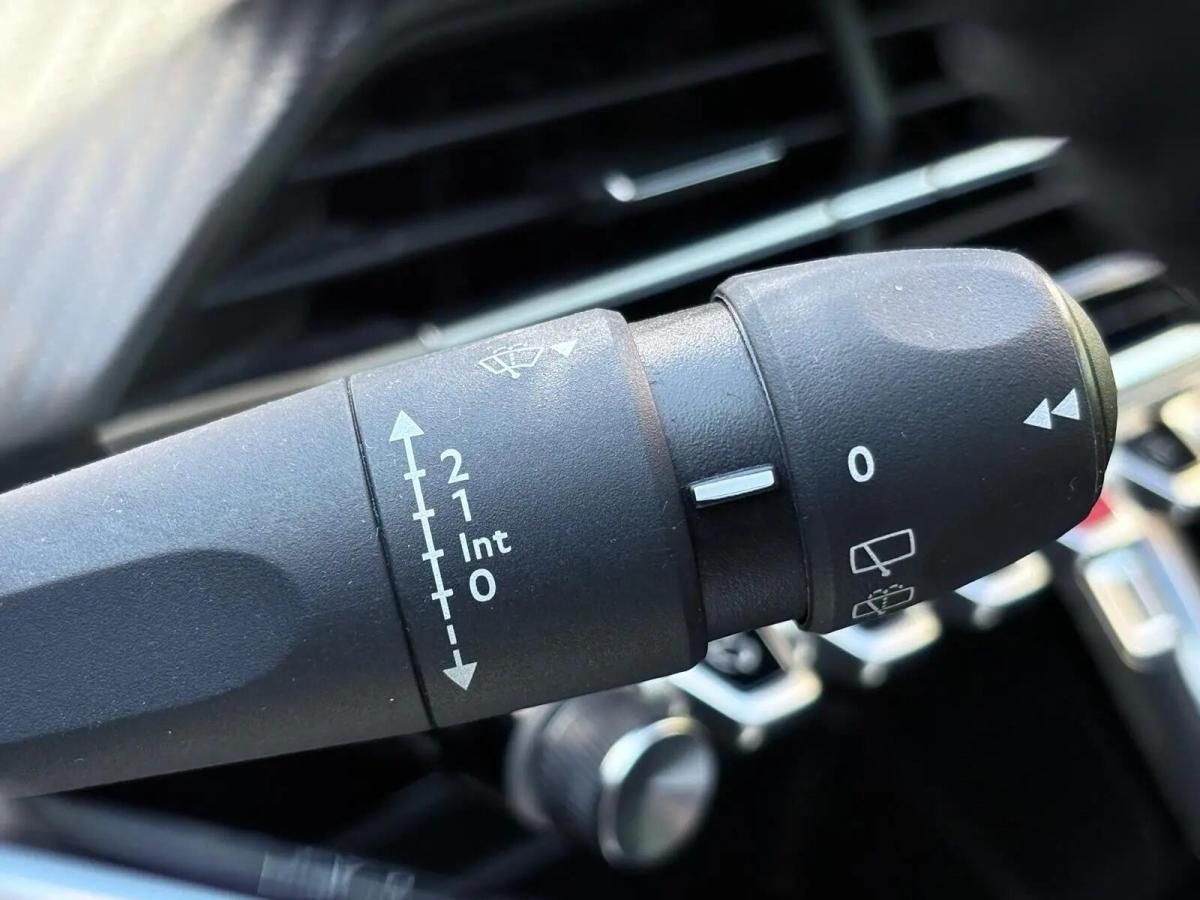 peugeot-208-2024-gasolina-1199cc