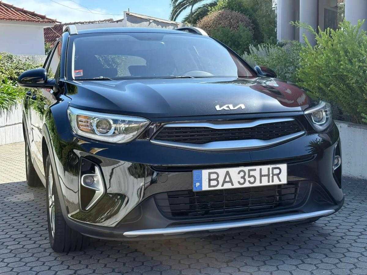 kia-stonic-2023-gasolina-1197cc