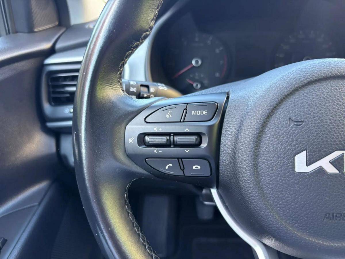 kia-stonic-2023-gasolina-1197cc