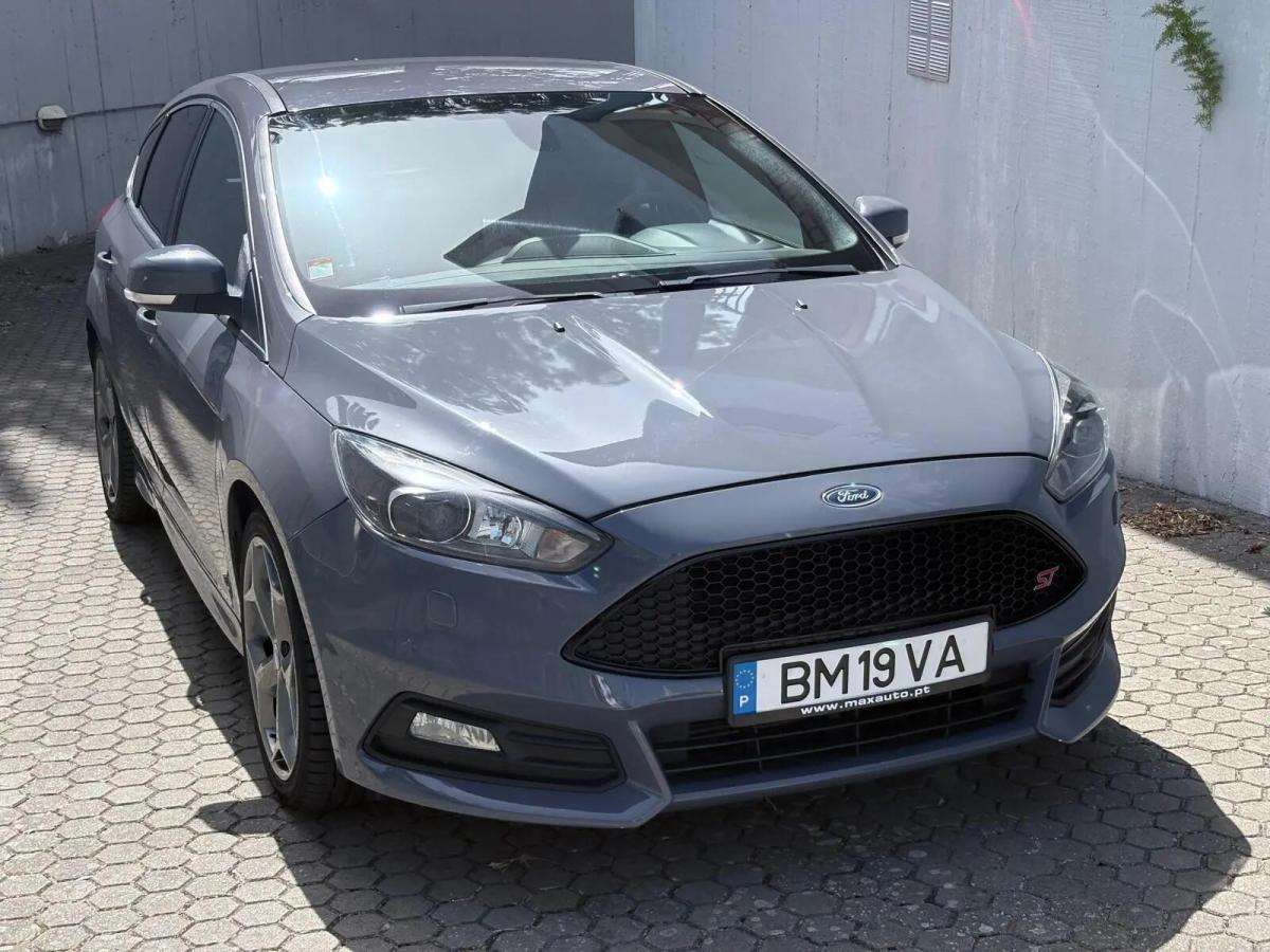 ford-focus-2015-gasolina-1999cc