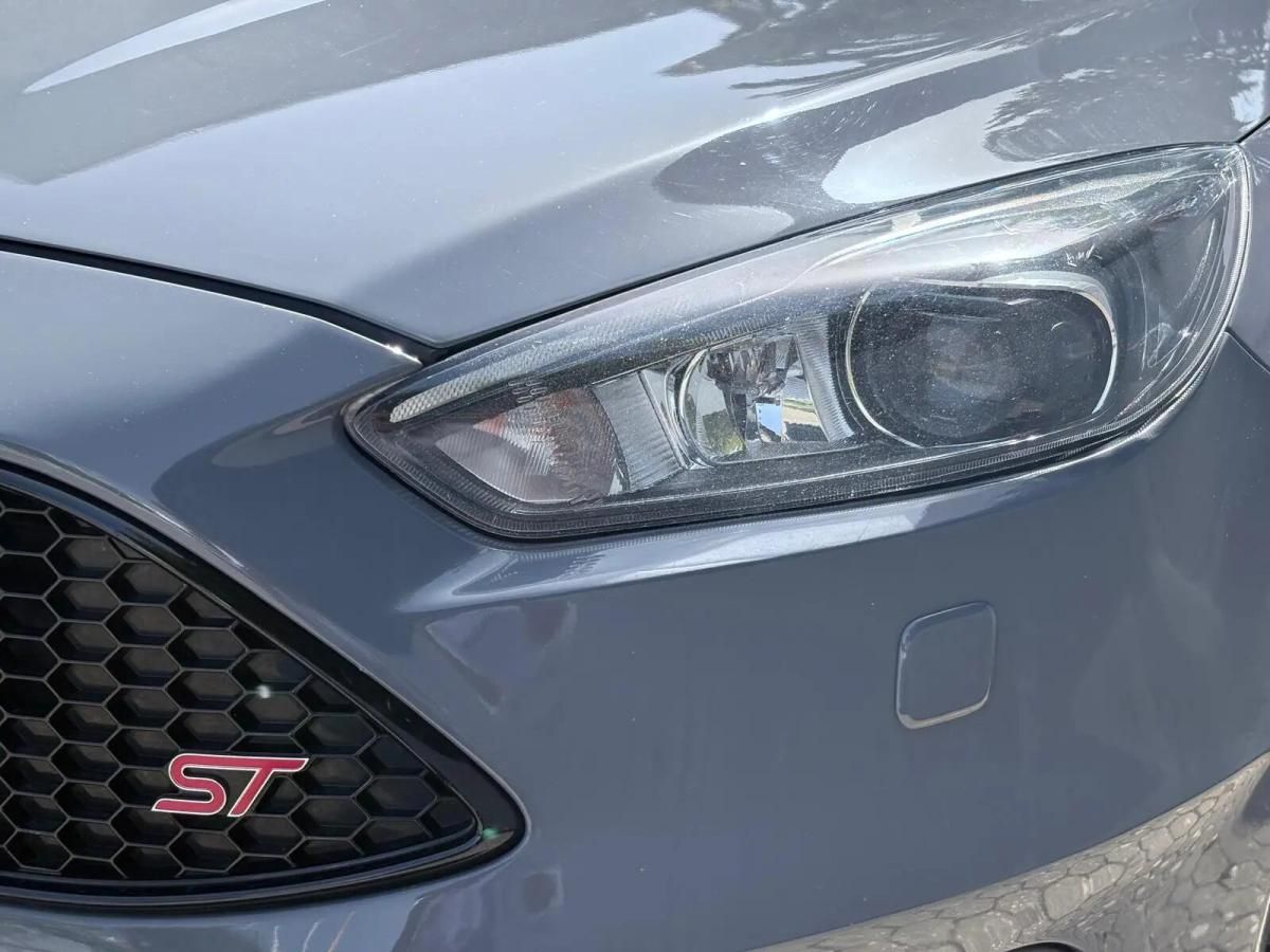 ford-focus-2015-gasolina-1999cc