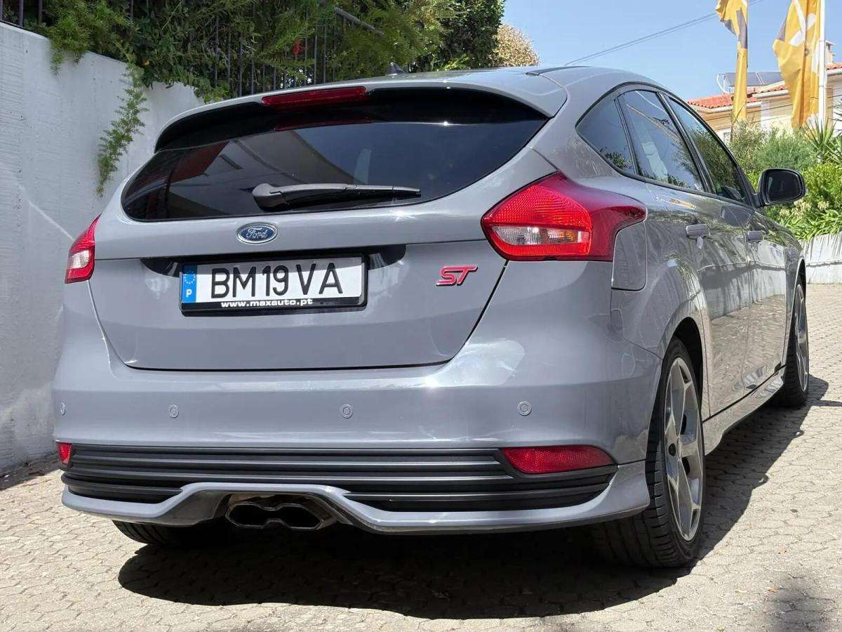 ford-focus-2015-gasolina-1999cc