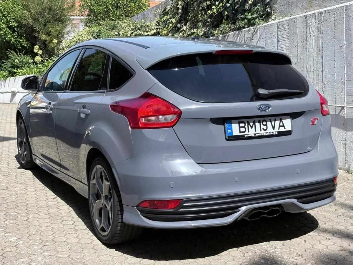 ford-focus-2015-gasolina-1999cc