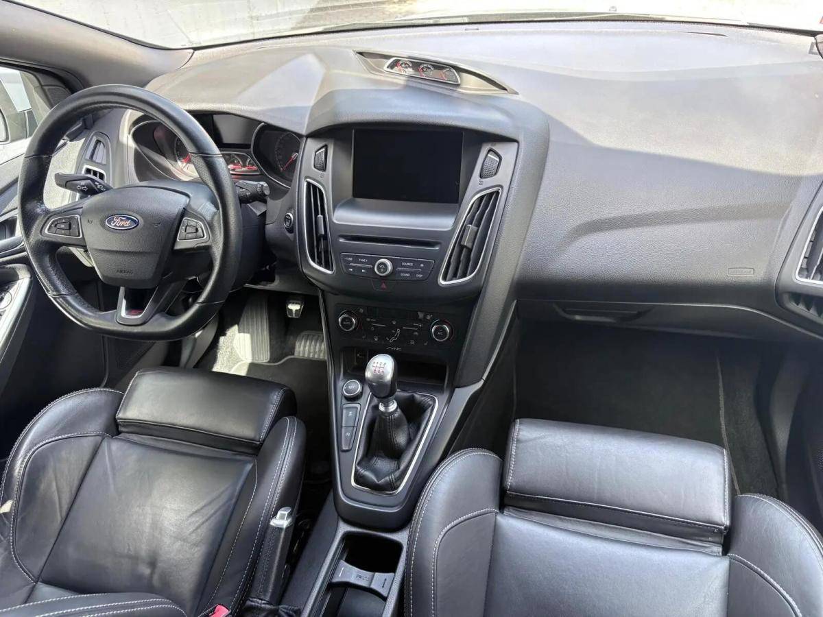 ford-focus-2015-gasolina-1999cc