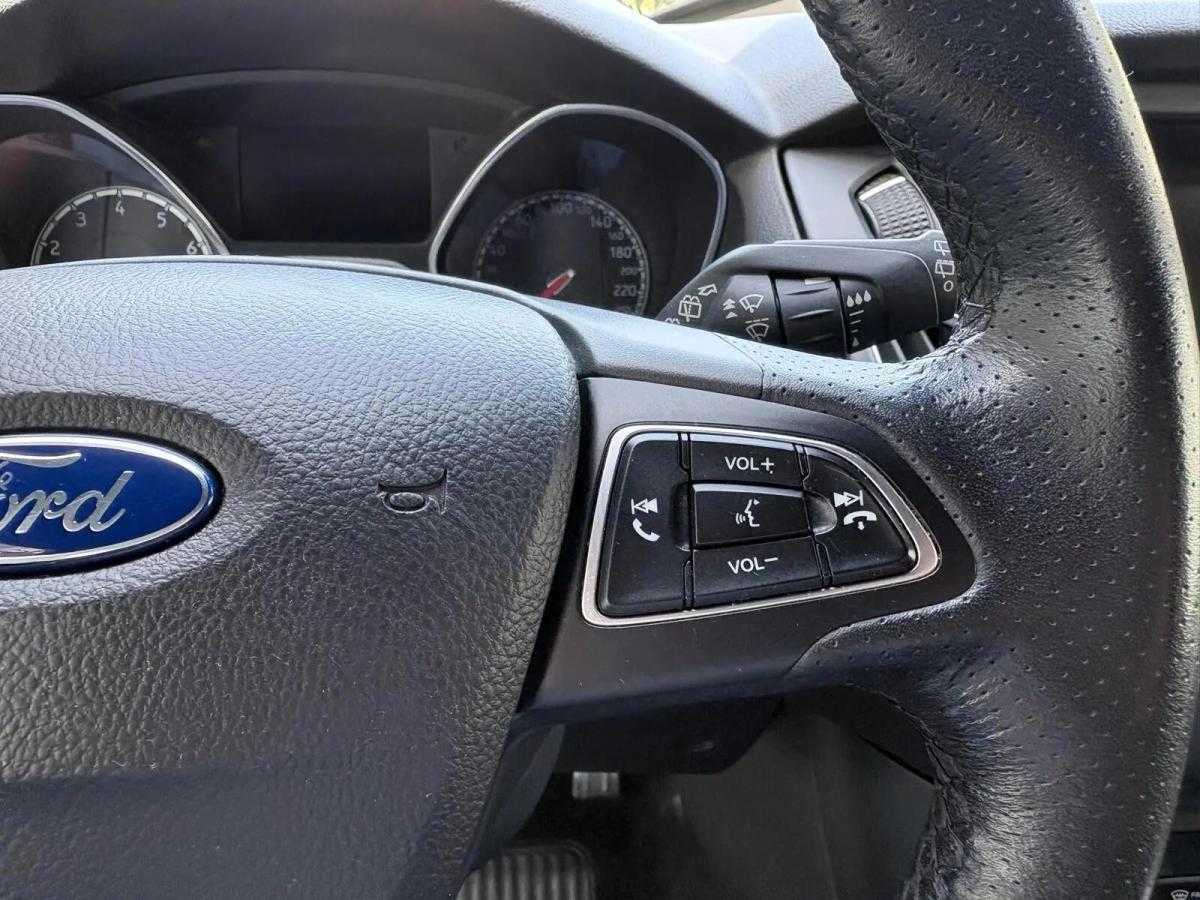 ford-focus-2015-gasolina-1999cc