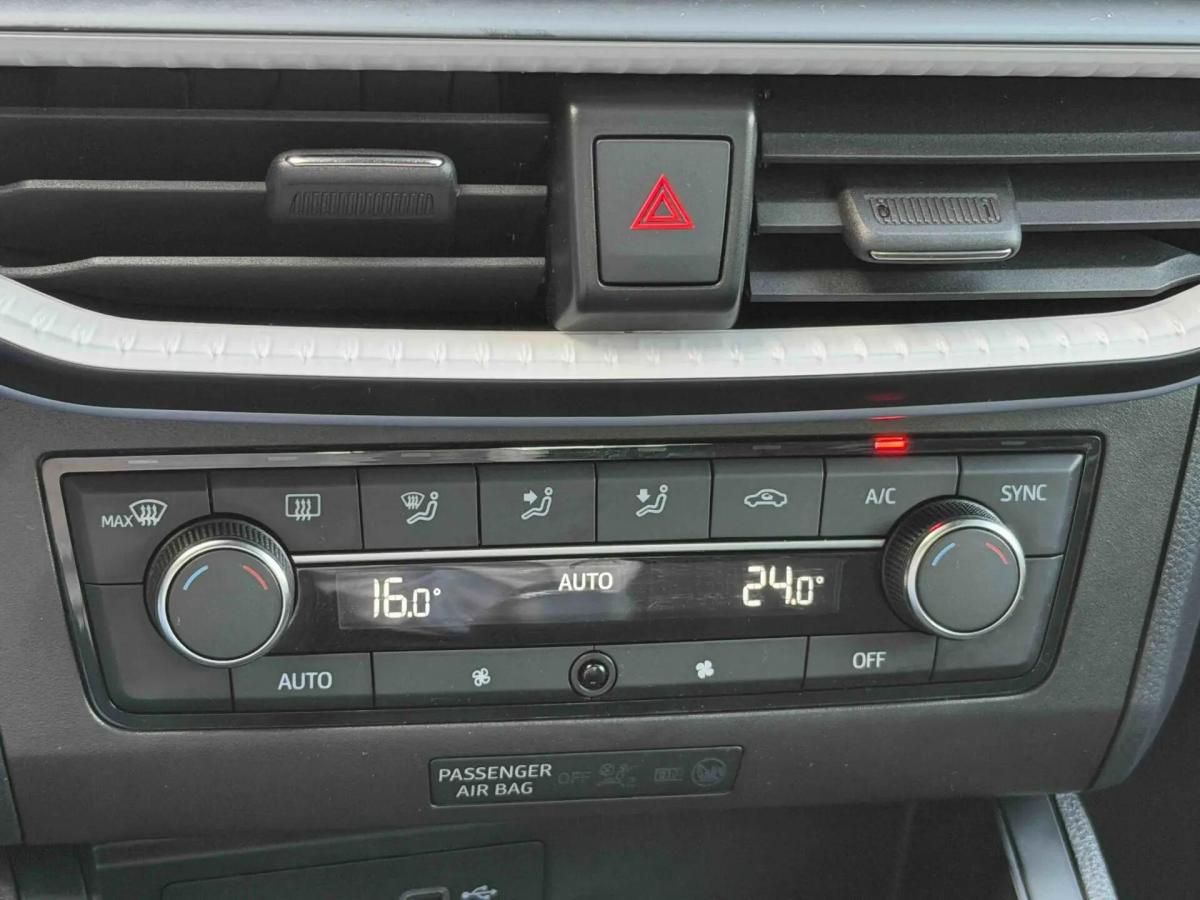 seat-ibiza-2022-gasolina-999cc