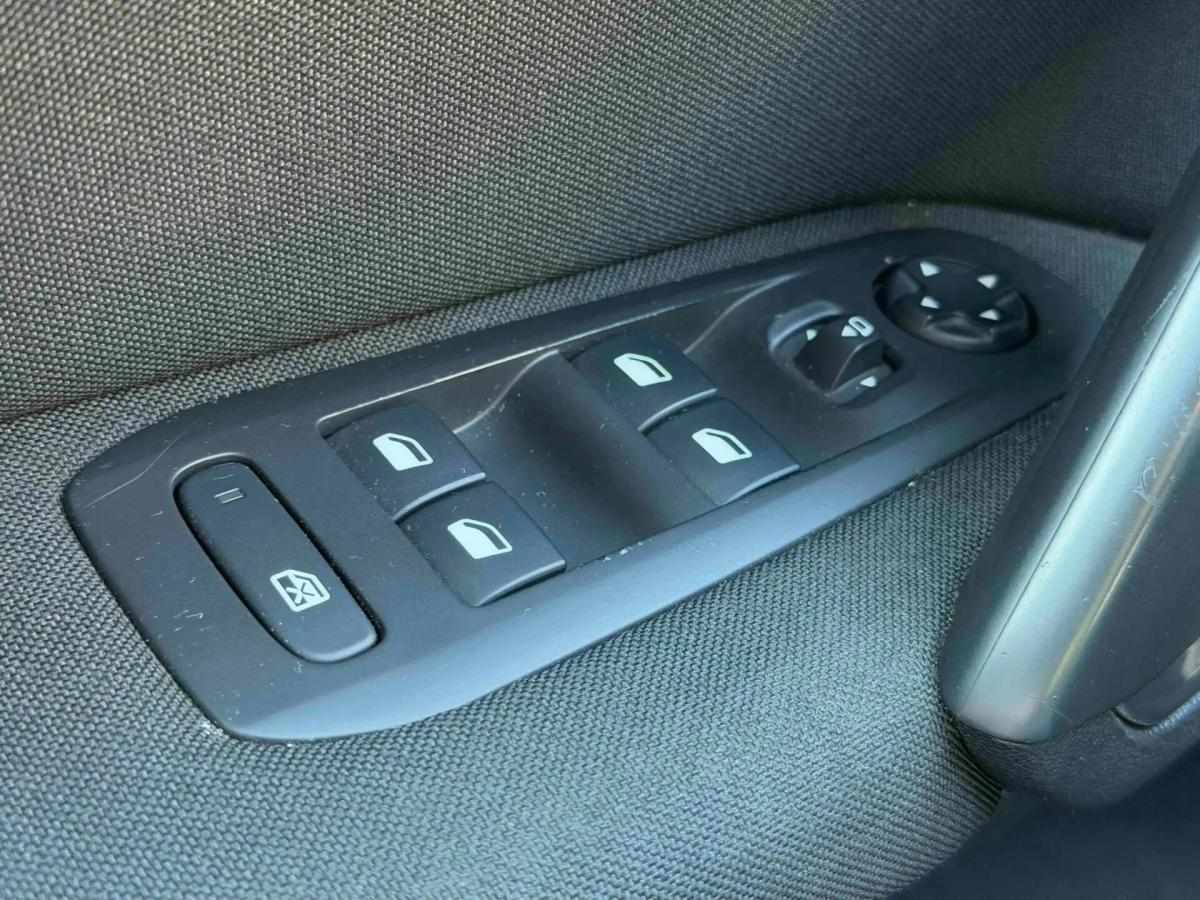 peugeot-308-2016-diesel-1560cc