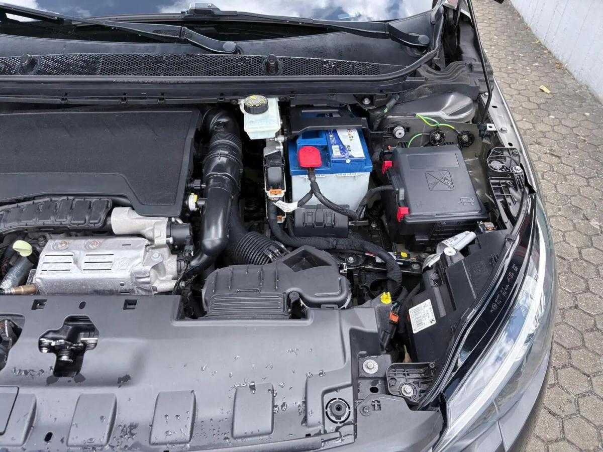 peugeot-308-sw-2018-gasolina-1199cc