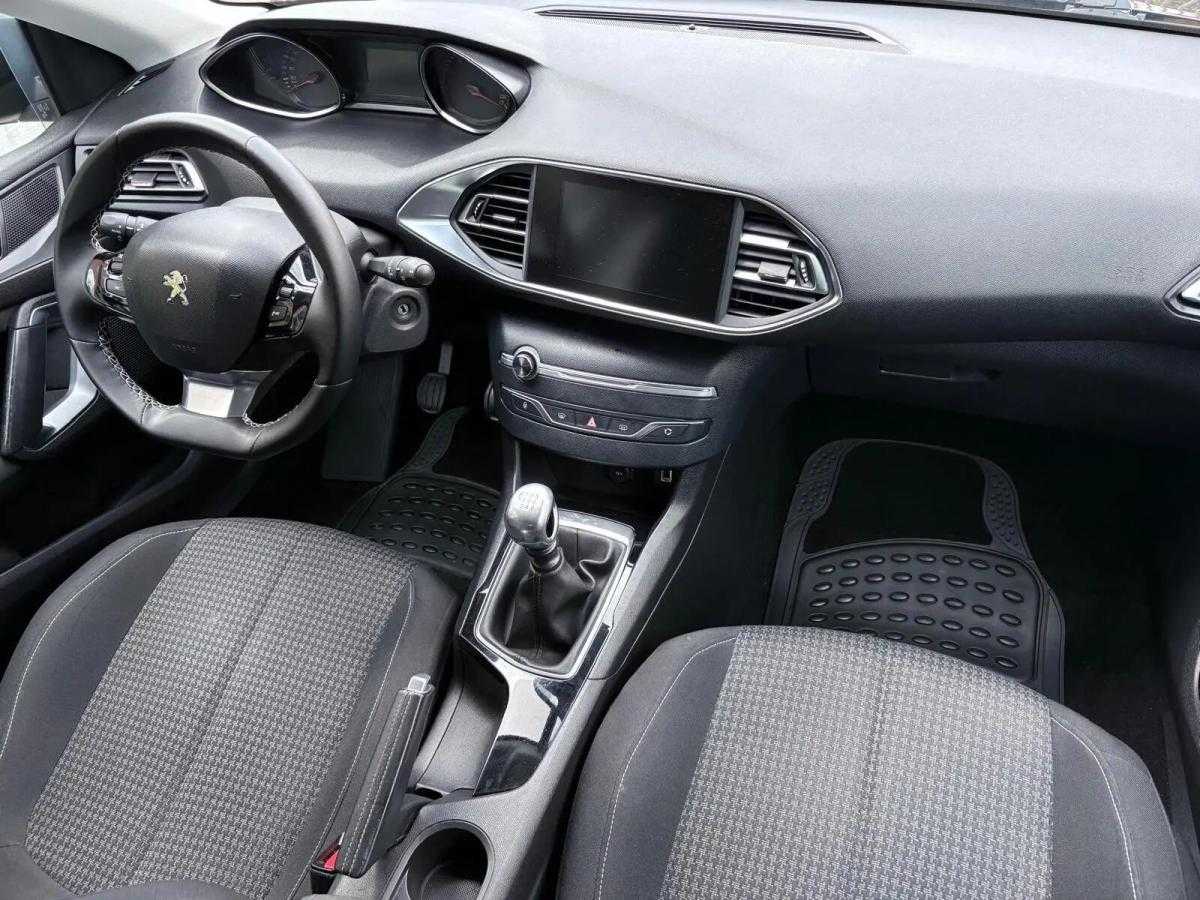 peugeot-308-sw-2018-gasolina-1199cc