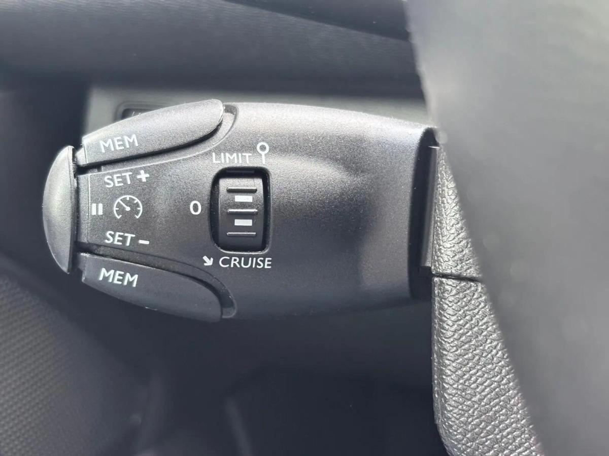 peugeot-308-sw-2018-gasolina-1199cc