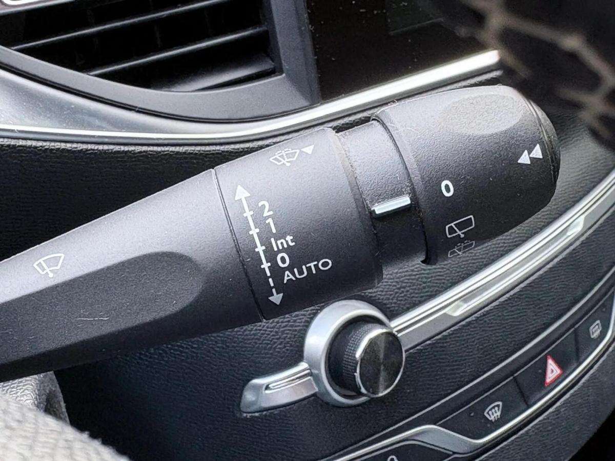 peugeot-308-sw-2018-gasolina-1199cc