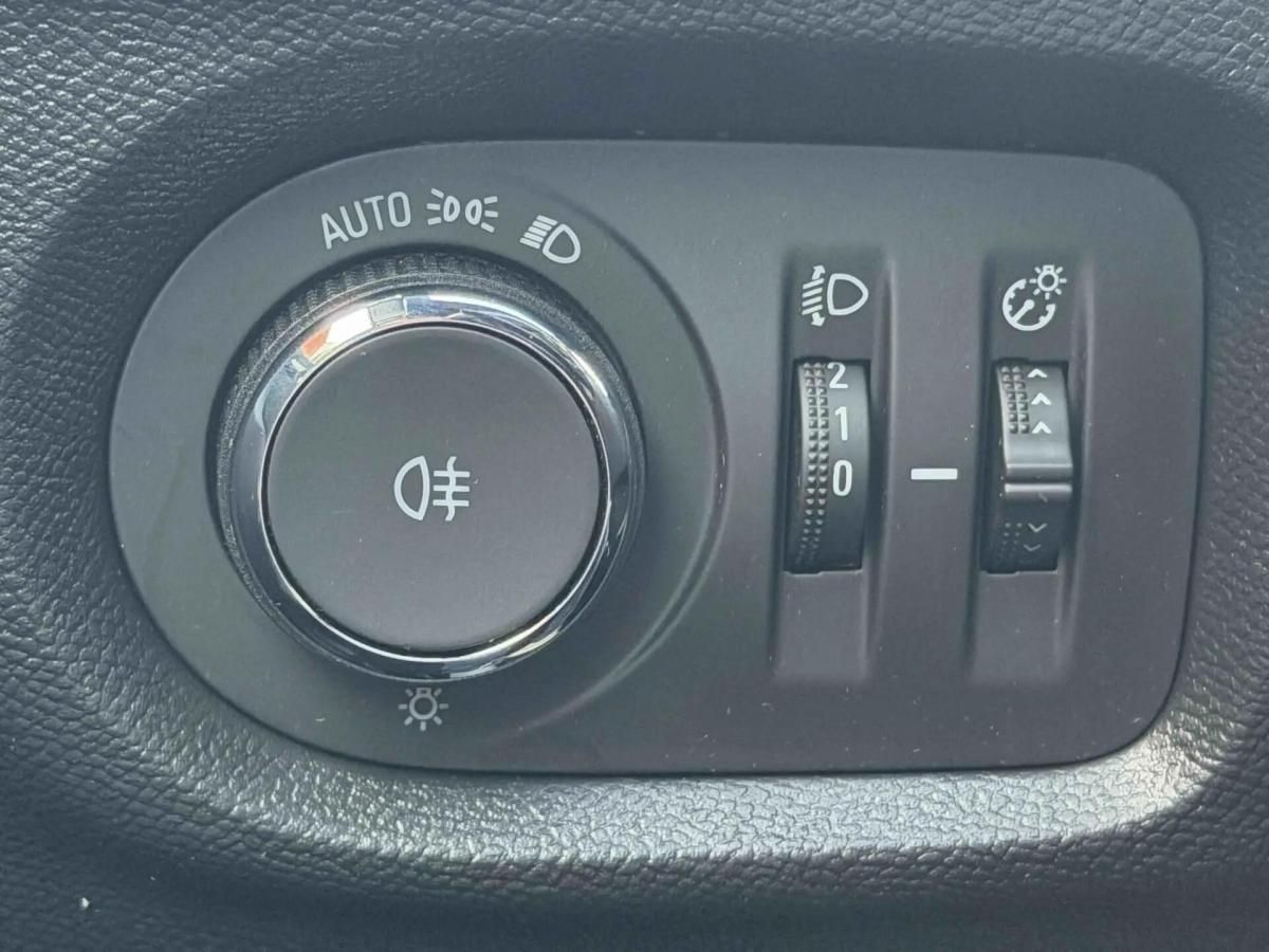 opel-corsa-e-2023-eletrico-0cc