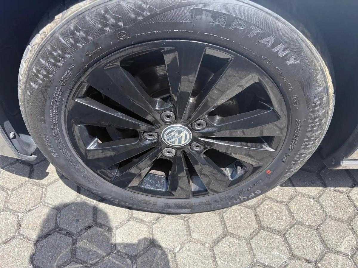 volkswagen-golf-2016-gasolina-999cc