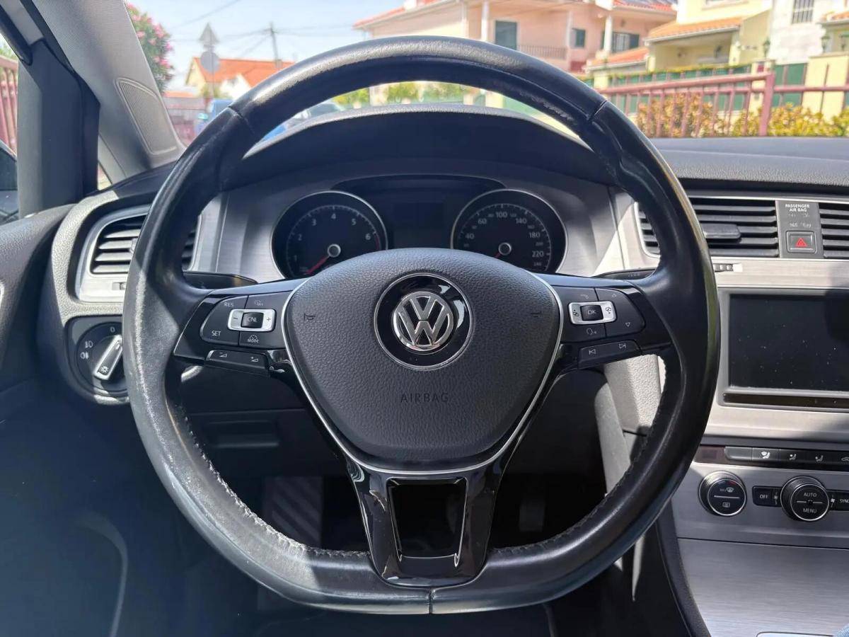 volkswagen-golf-2016-gasolina-999cc