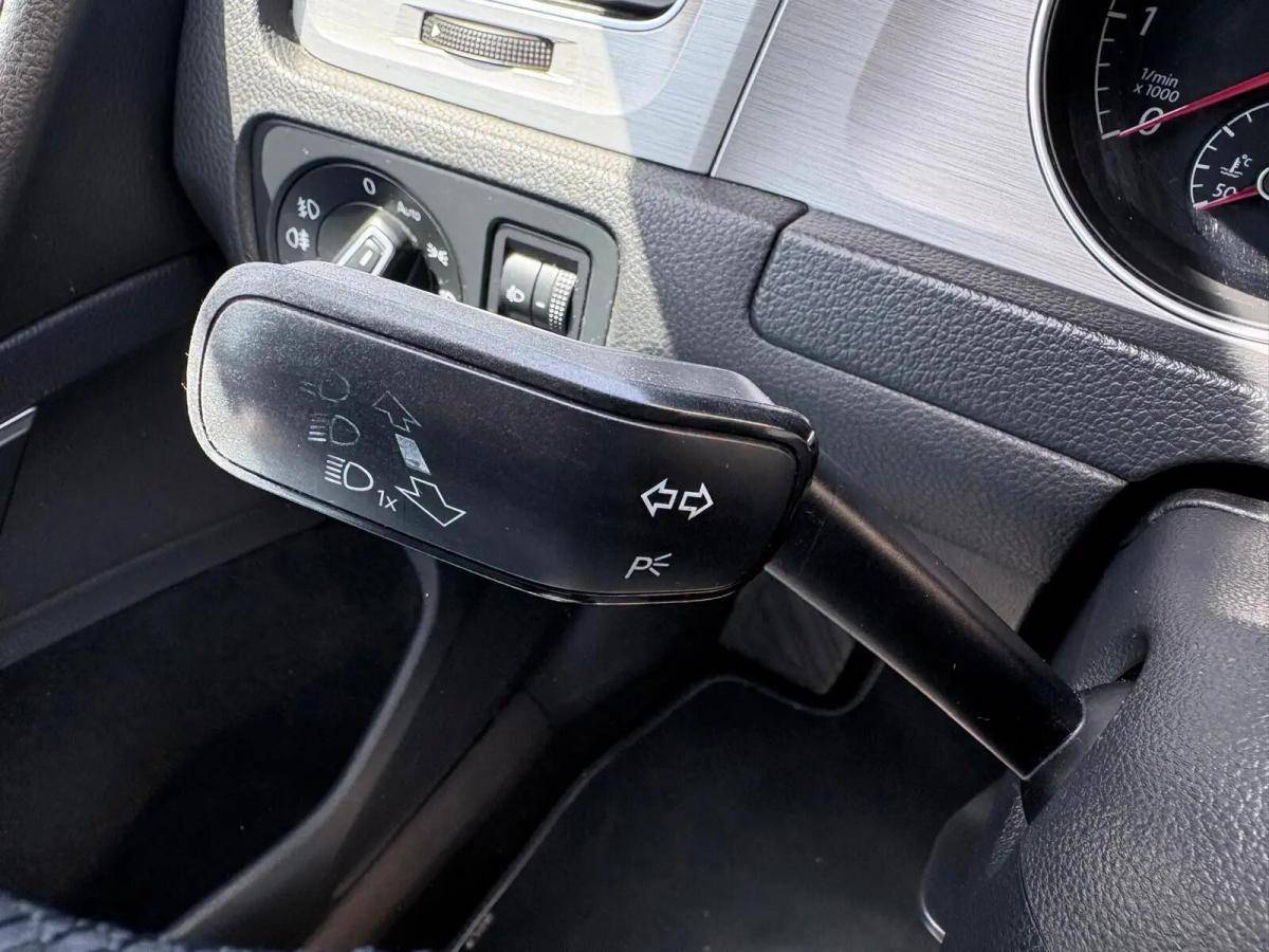 volkswagen-golf-2016-gasolina-999cc