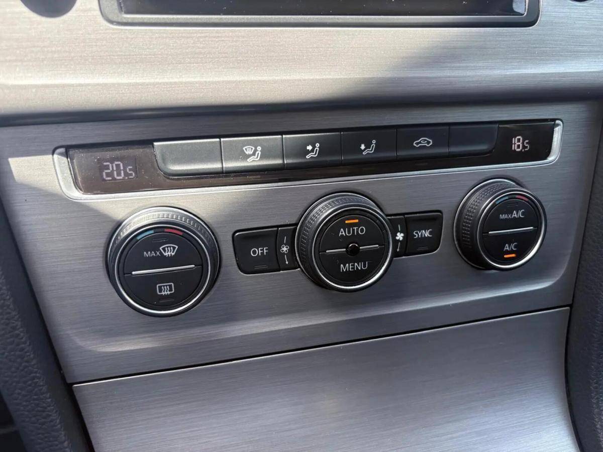 volkswagen-golf-2016-gasolina-999cc