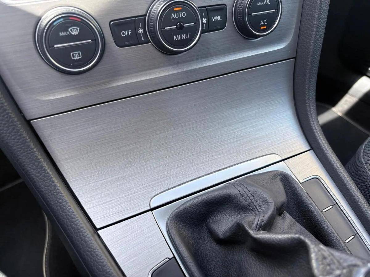 volkswagen-golf-2016-gasolina-999cc