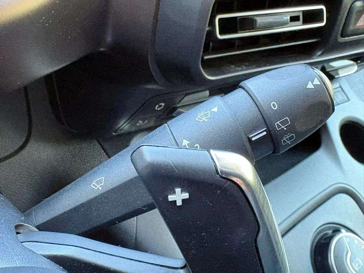 peugeot-rifter-2018-diesel-1499cc