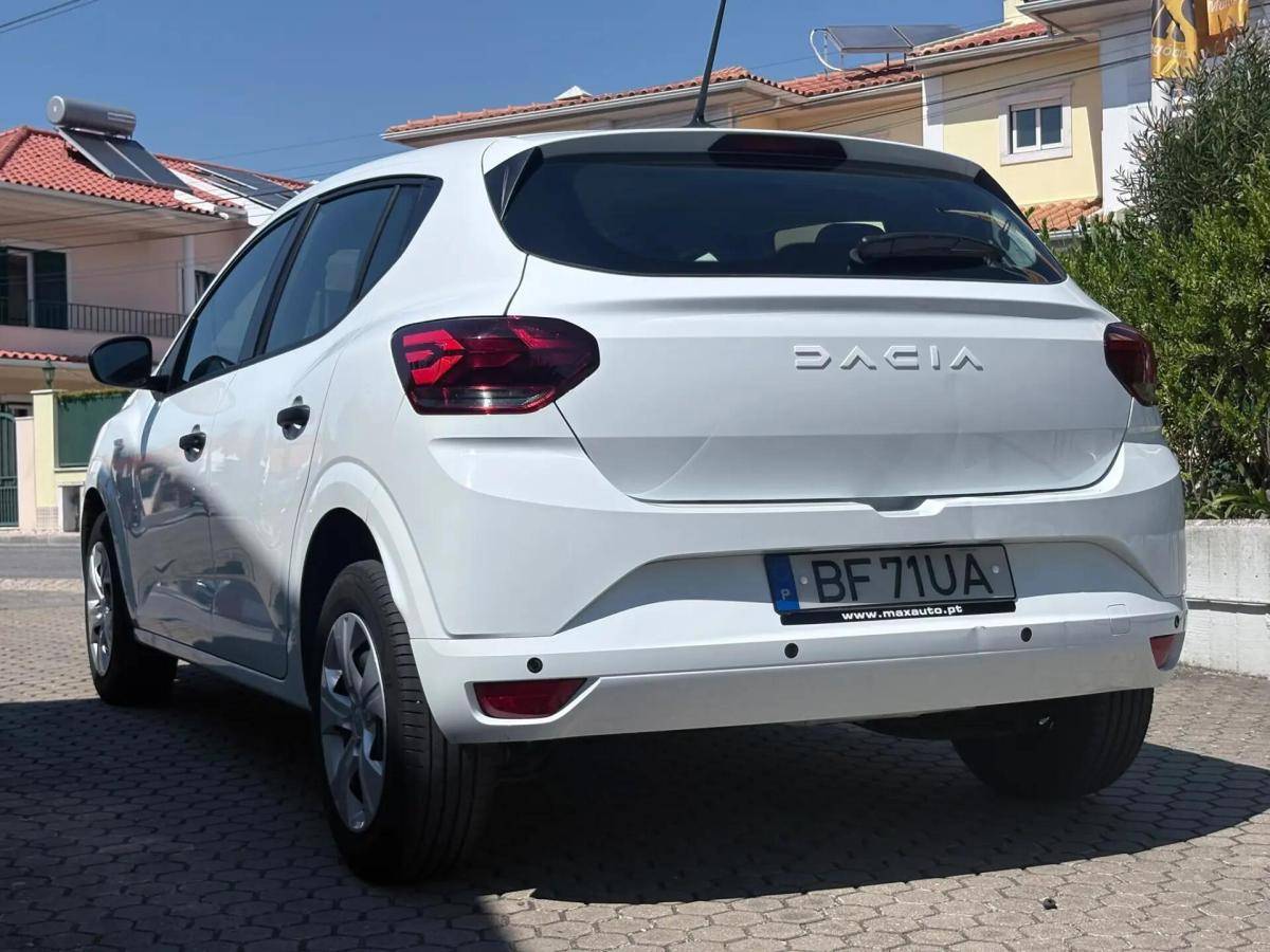 dacia-sandero-2023-gpl-999cc