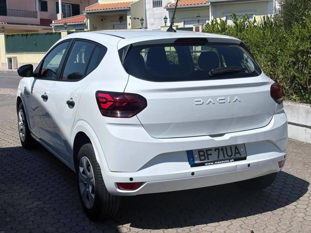 dacia-sandero-2023-gpl-999cc