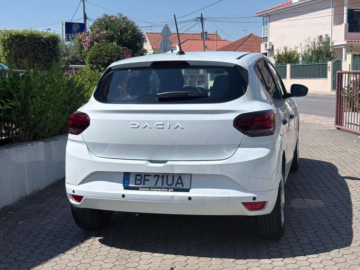dacia-sandero-2023-gpl-999cc