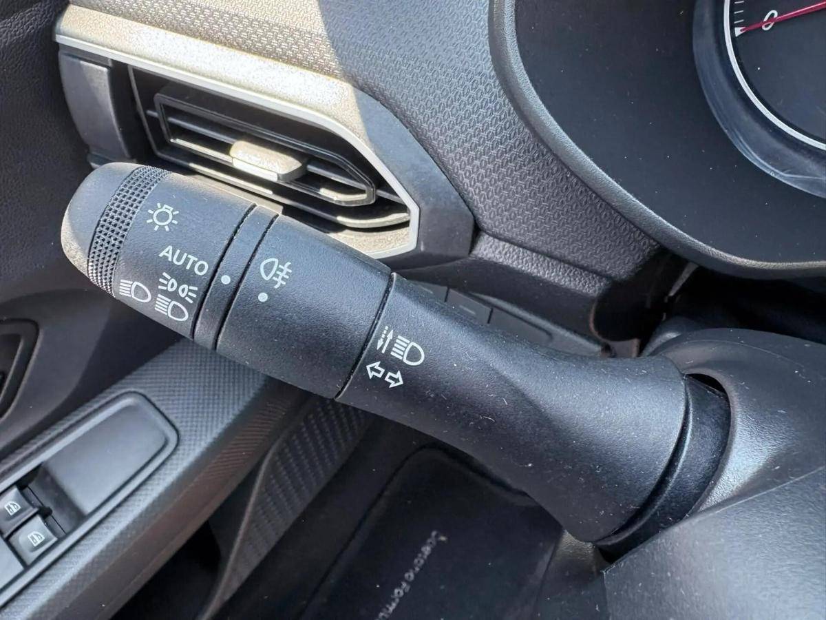 dacia-sandero-2023-gpl-999cc